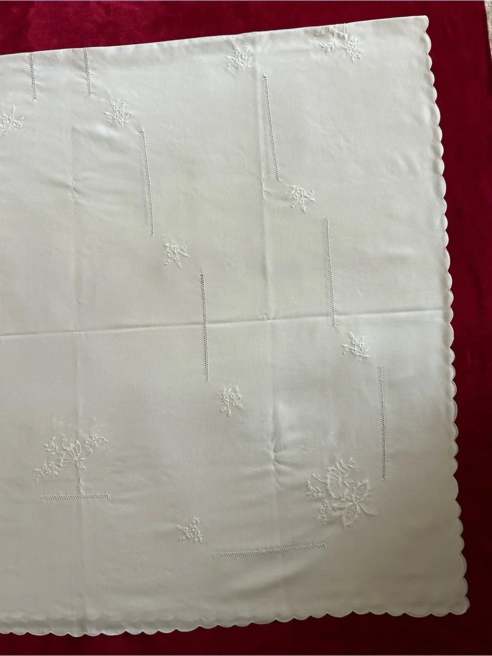 Vintage Tablecloth 54